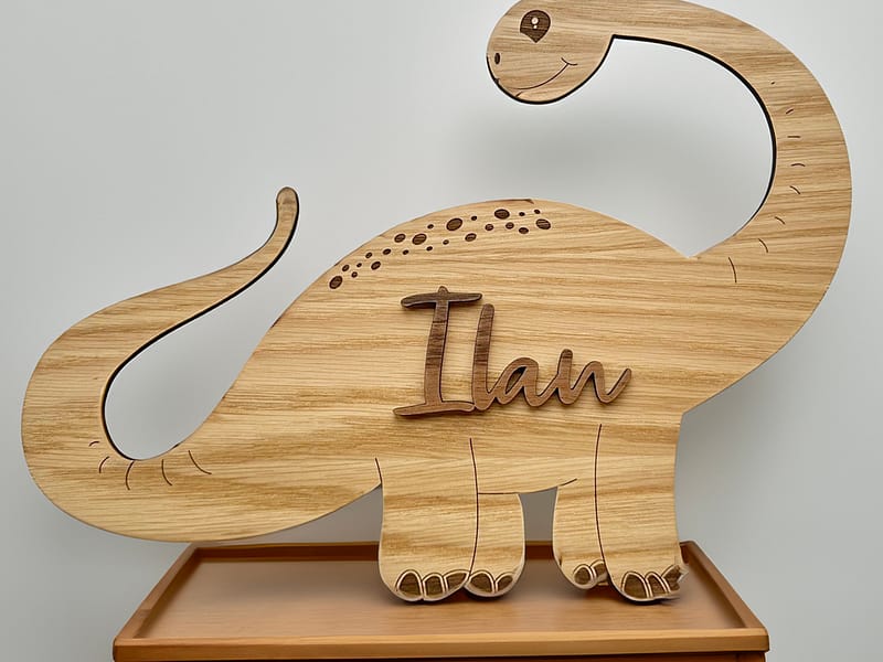 Dinosaure en bois à personnaliser