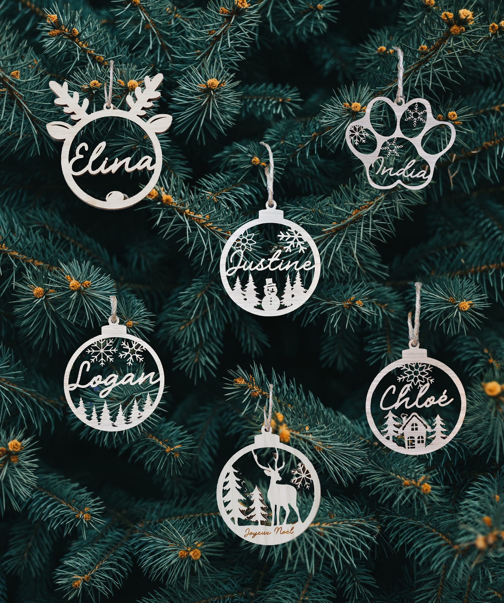 Boules de Noël en bois personnalisées