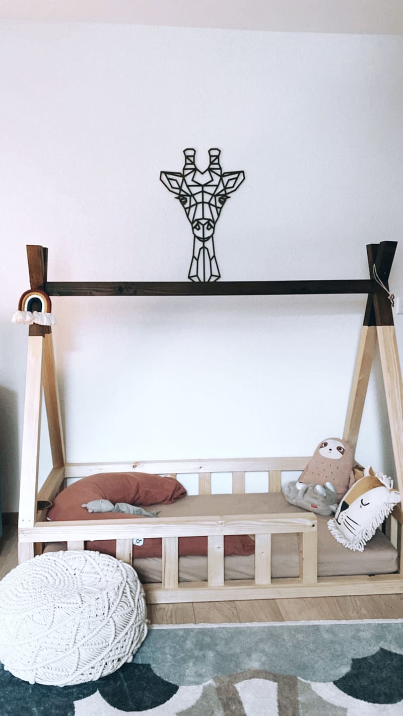 Mise en situation décor tête de girafe en bois